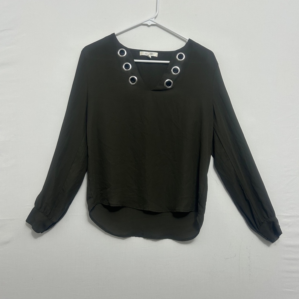 Active USA Olive Green V-Neck Grommet Blouse Long Sleeve women’s Size S(A287)✨